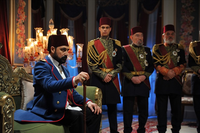 Basın davetinden ve diziden ilk kareler