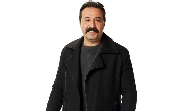 Mustafa Üstündağ, Tehlikeli Karım'da polis Fırat rolünü canlandırmaya hazırlanıyor!