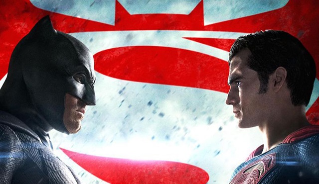 Batman v Superman: Dawn of Justice - TV spotu ve poster bir arada!