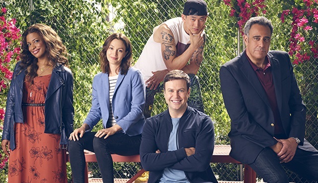 The Goldbergs, Single Parents ve Bless This Mess dizileri yeni sezon onayını aldı