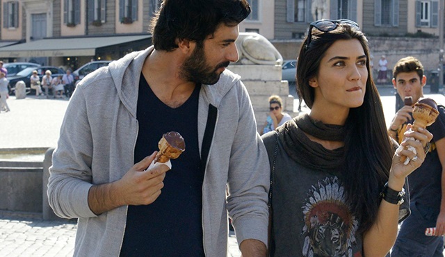 Elif ve Ömer aşıklar şehri Roma'da!