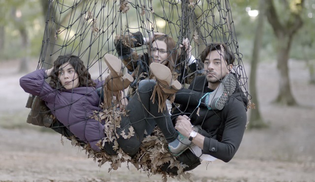Seviyor Sevmiyor | Search for Tuna ends in a cabin in the woods 
