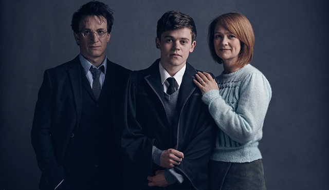 Harry Potter and the Cursed Child'dan ilk kareler geldi
