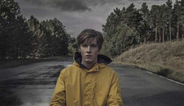 Netflix'in ilk Alman dizisi Dark'tan yeni bir tanıtım geldi
