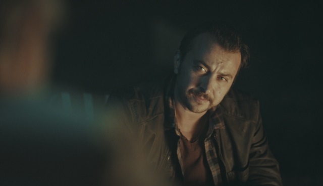 İlk Bölümden Kareler