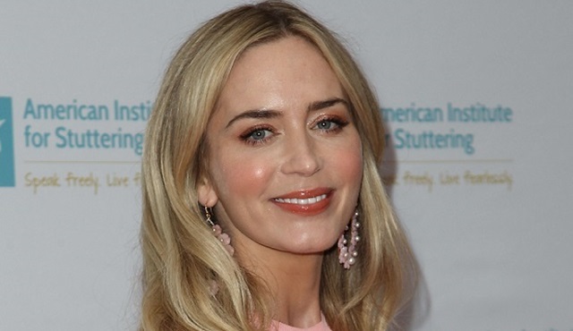 Emily Blunt, The English dizisinin başrolünü üstlendi