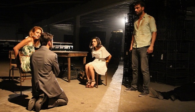 Aşk Zamanı: Their loves ones are in danger!
