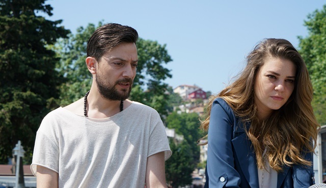 Winter Sun | Efe walks away from Nisan
